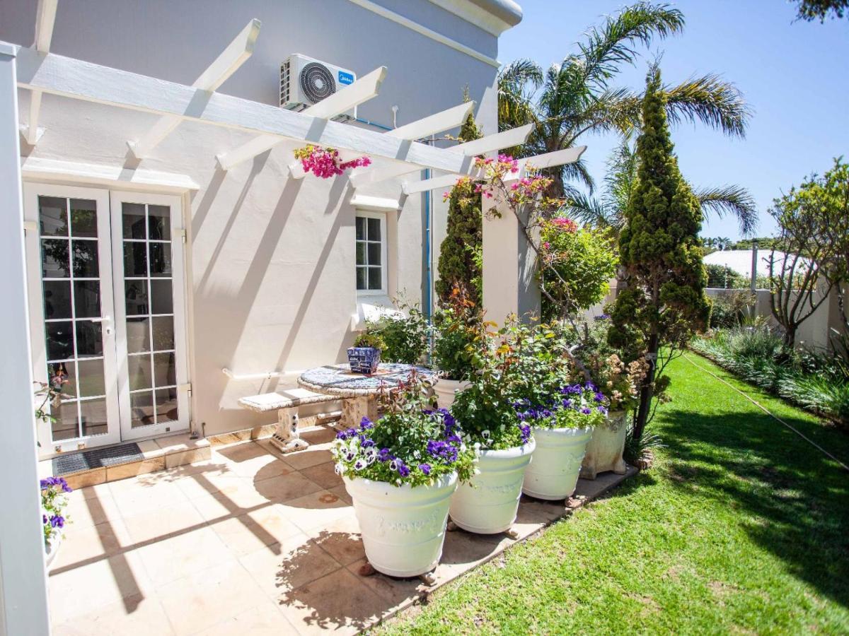 No 4 Boutique Beach House Port Elizabeth Exterior photo